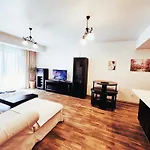 Grand - Le Chocolat Daire *